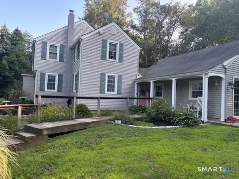 1023 King Rd, Cheshire, CT 06410