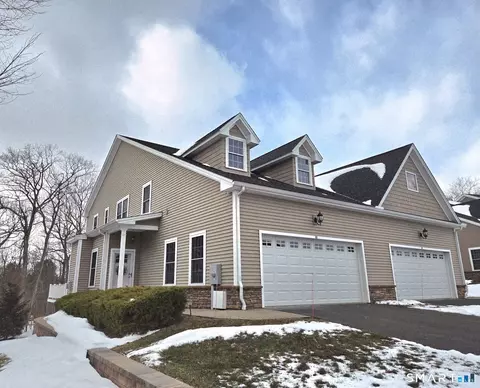 30 Brookview Cir #30, Bristol, CT 06010