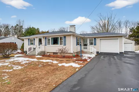 103 Maple Ave, Old Saybrook, CT 06475