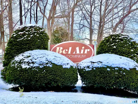 70 Belair Dr #70, New Milford, CT 06776