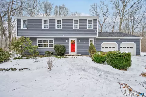 97 Schnoor Rd, Killingworth, CT 06419