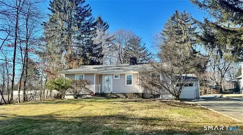 2645 Old Yorktown Rd, Yorktown, NY 10598