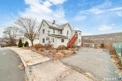 80 Ward St, Naugatuck, CT 06770