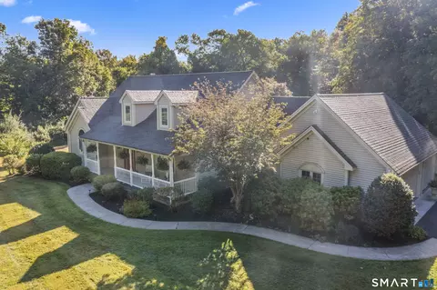 192 N Georges Hill Rd, Southbury, CT 06488