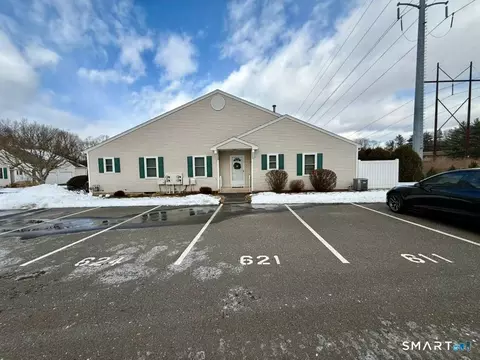 621 Overlook Path #621, Southington, CT 06489
