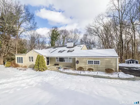 113 Rivergate Dr, Wilton, CT 06897