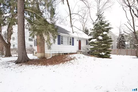 1 Dexter Rd, Westport, CT 06880