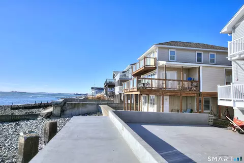 51 Point Beach Dr, Milford, CT 06460
