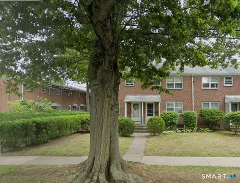 137 Franklin Rd #137, Hamden, CT 06517