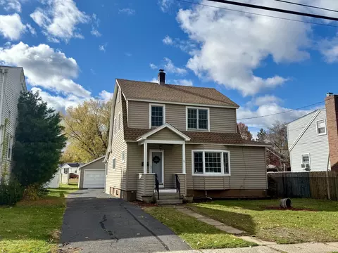 73 Walnut St, East Hartford, CT 06108