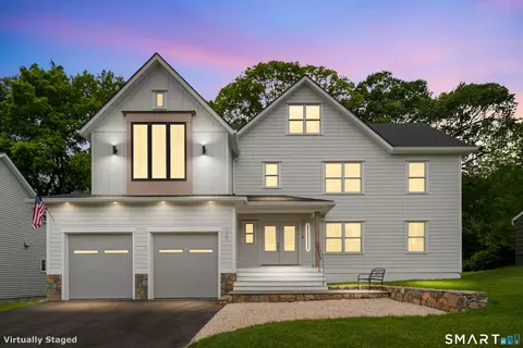 309 Hunyadi Ave, Fairfield, CT 06824