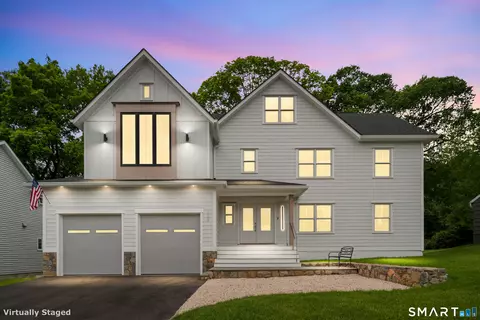 309 Hunyadi Ave, Fairfield, CT 06824