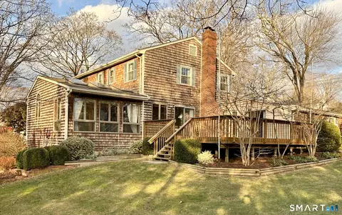 157 Prospect Hill Rd, Groton, CT 06340