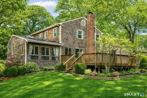 157 Prospect Hill Rd, Groton, CT 06340
