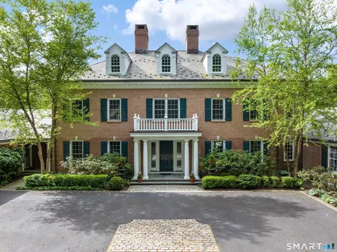 111 Parish Ln, New Canaan, CT 06840