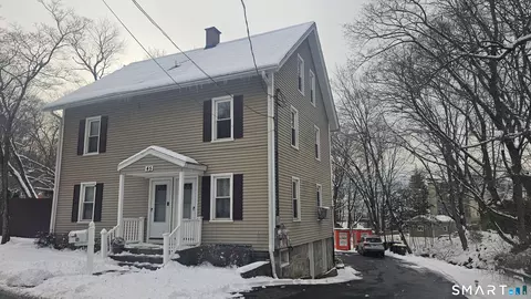 45 Orchard St, Ansonia, CT 06401