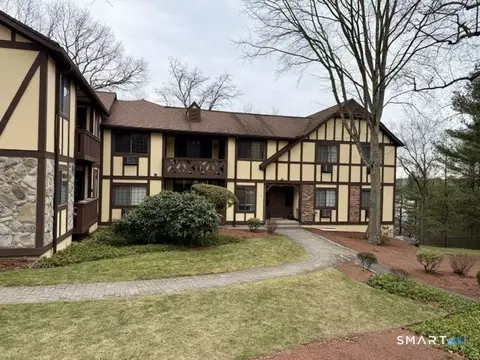 125 Warner Hill Rd #14, Stratford, CT 06614