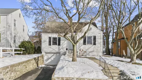 46 Stafford Rd, Stamford, CT 06902