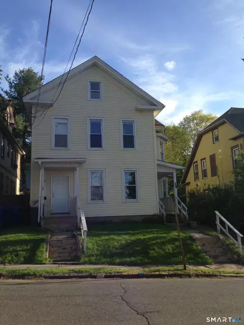 81 Myrtle St, Meriden, CT 06450