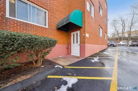 18 Prospect Ave #B1, Norwalk, CT 06850
