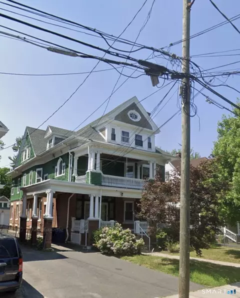 35-37 Burton St, Hartford, CT 06112