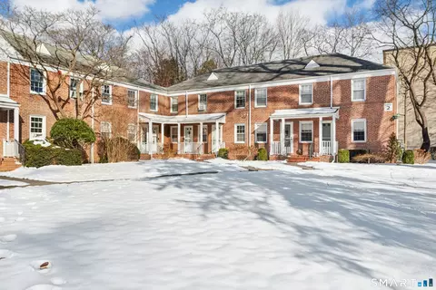 2475 Summer St #2I, Stamford, CT 06905