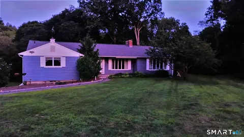 416 Canterbury Rd, Brooklyn, CT 06234