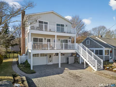 10 E Shore Ave, Groton, CT 06340