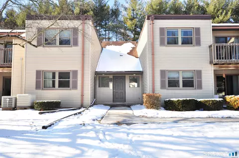 703 Twin Circle Dr #703, South Windsor, CT 06074