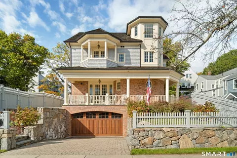 15 Lexington Ave, Greenwich, CT 06830
