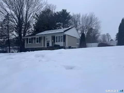154 Glenwood Ter, Middletown, CT 06457