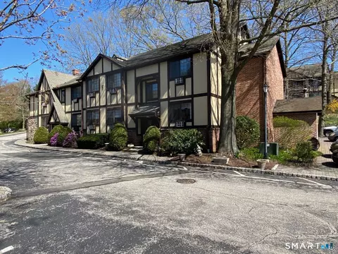 50 Aiken St #253, Norwalk, CT 06851