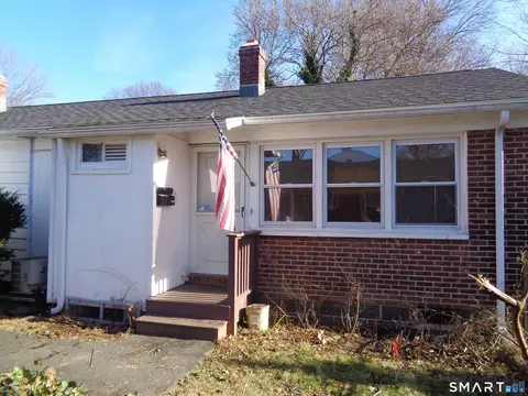 333 Stonybrook Rd, Stratford, CT 06614