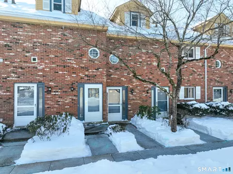 1400 Hartford Tpke #24, North Haven, CT 06473