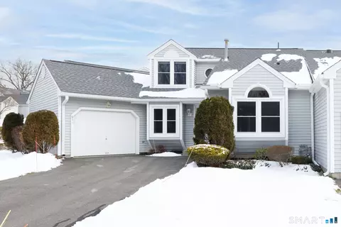 951 Sweetheart Path #951, Southington, CT 06489