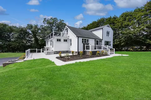 719 High St Ext, Thomaston, CT 06787