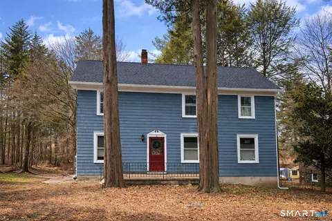 11 Wooster Hts, Danbury, CT 06810