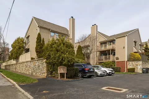377 Glenbrook Rd #5, Stamford, CT 06906