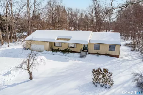 72 Old Hawleyville Rd, Bethel, CT 06801