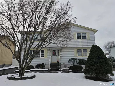 27 Janet Dr, New Britain, CT 06053
