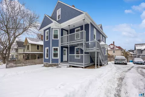 51 James St, Torrington, CT 06790