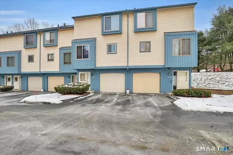 594 E Center St #G, Manchester, CT 06040