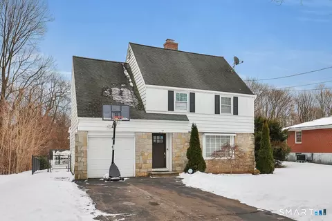 55 Corrigan Ave, Meriden, CT 06451