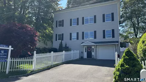 26 Abbott Ave, Ridgefield, CT 06877