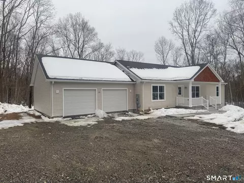 111 Meeting House Ln, Oakdale, CT 06370