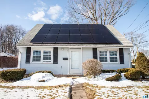 678 Farmington Ave, New Britain, CT 06053