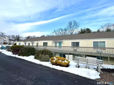 357 E Mitchell Ave #357, Cheshire, CT 06410