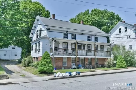 26 Marshall St, Putnam, CT 06260