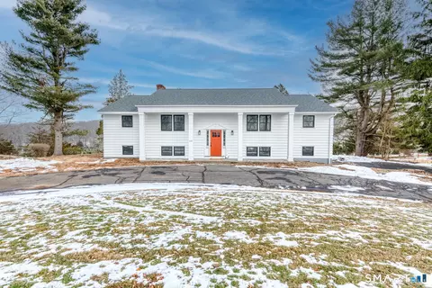 330 Coleman Rd, Middletown, CT 06457