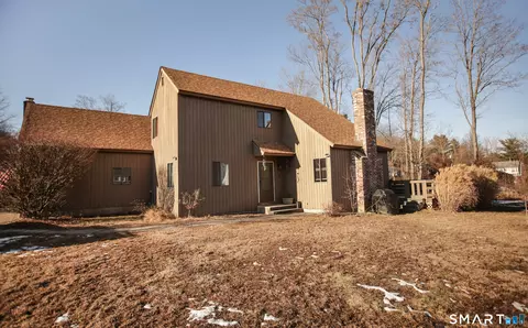2 Meadow Ct, Simsbury, CT 06070